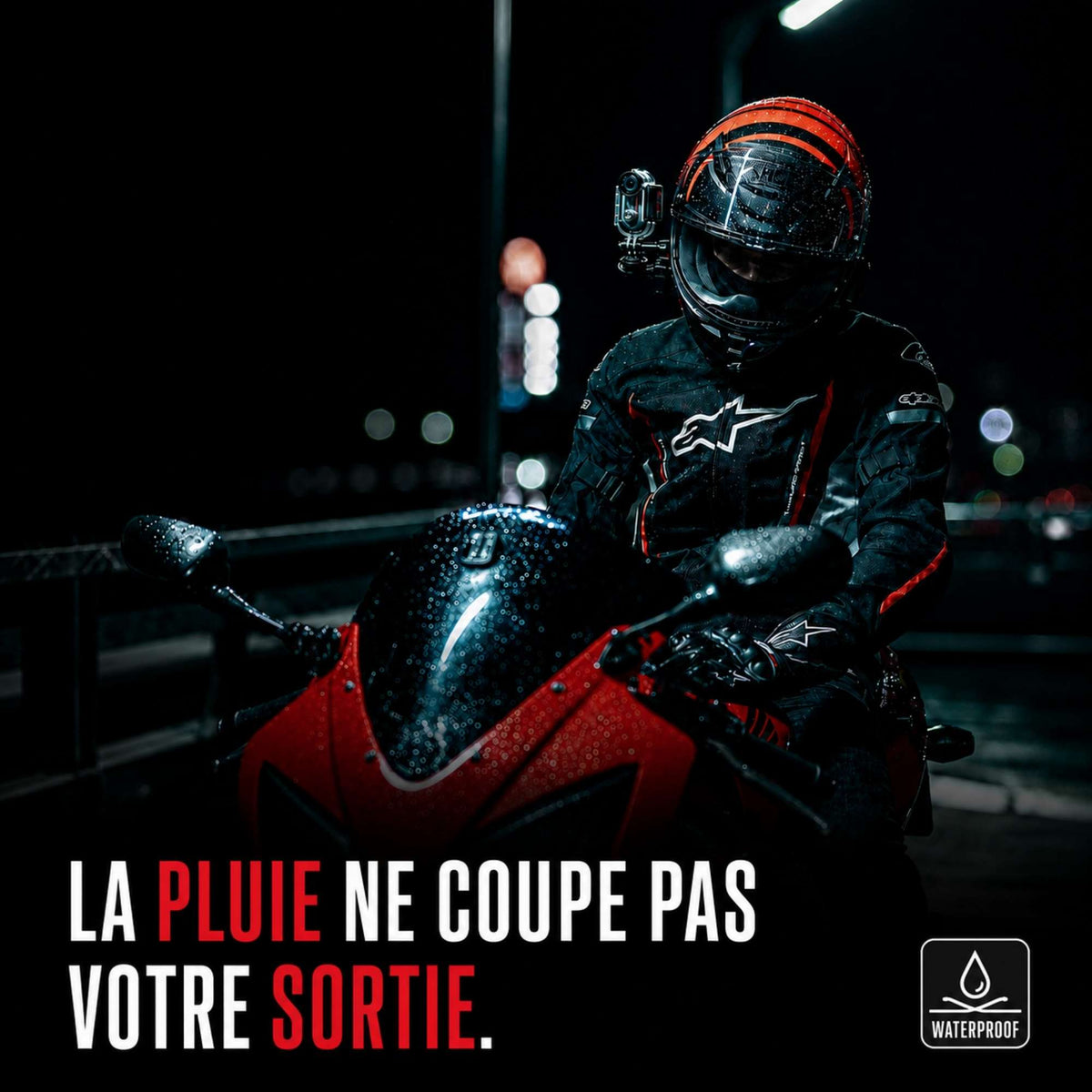 Caméra placée dans son boîtier étanche