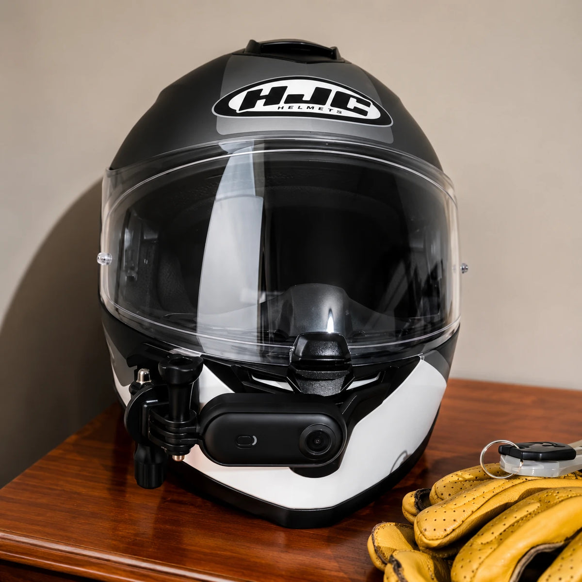 Caméra Action fixée sur le côté d’un casque